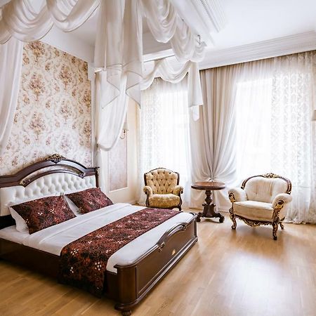 Romari Проспект Свободи 31 Lviv Exteriör bild