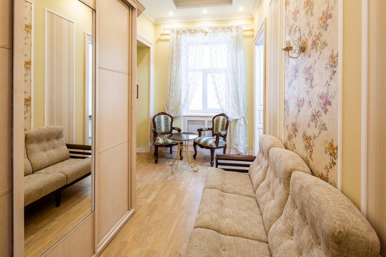 Romari Проспект Свободи 31 Lviv Exteriör bild
